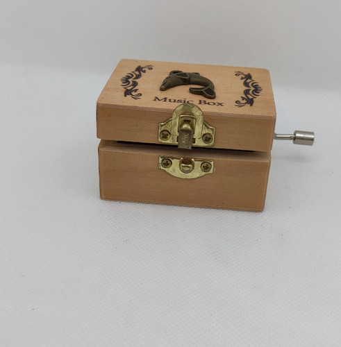 جعبه چوبی موزیکال طرح وال سایز کوچک