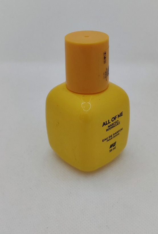 ادوپرفیوم ۳۵ میلی لیتری نایس با عطر All Of Me Narciso Rodriguez مناسب بانوان