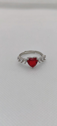 انگشتر نگینی رنگ ثابت طرح قلب قرمز