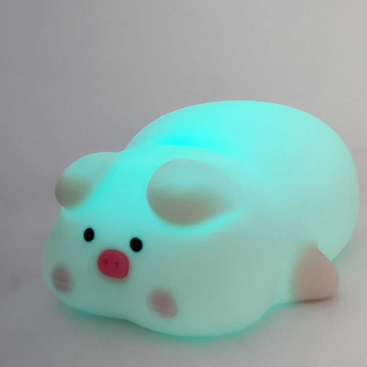 چراغ خواب فانتزی سیلیکونی طرح خوک با قابلیت شارژ و تغییر رنگ نور