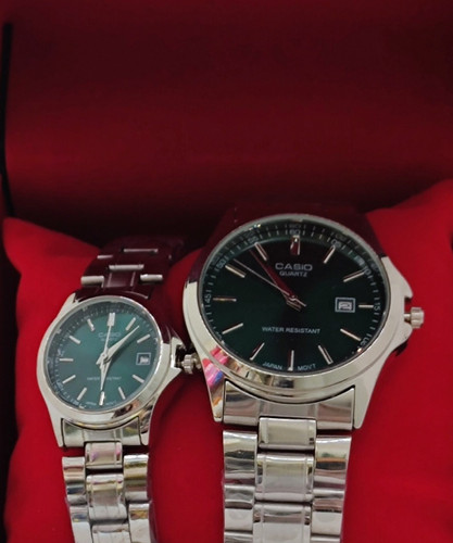 ست ساعت زنانه و مردانه کاسیو همراه با جعبه چوبی