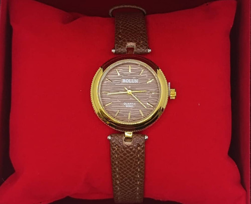 ساعت مچی عقربه دار Bolun با بند و صفحه قهوه ای رنگ مناسب بانوان