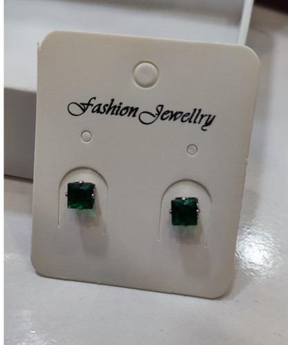 گوشواره سوزنی براق طرح لوزی