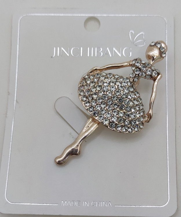 سنجاق سینه نگین دار براق طرح بانوی با لباس باله