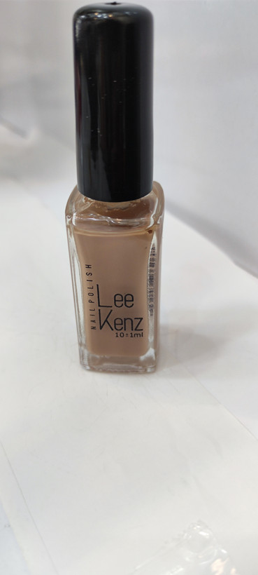 لاک ناخن Lee Kenz با حجم 10 میلی لیتر در رنگ های متنوع با کیفیت عالی